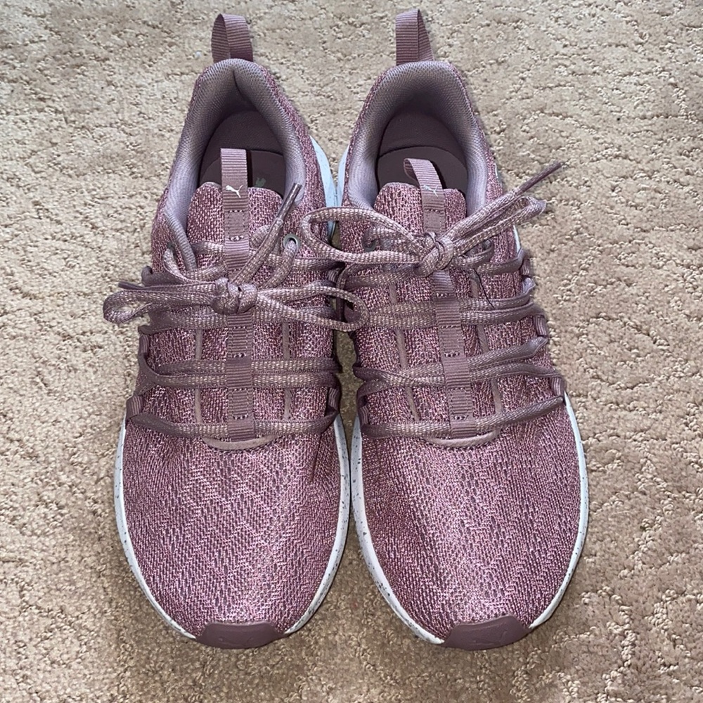 Puma Sneakers SIZE 7.5
